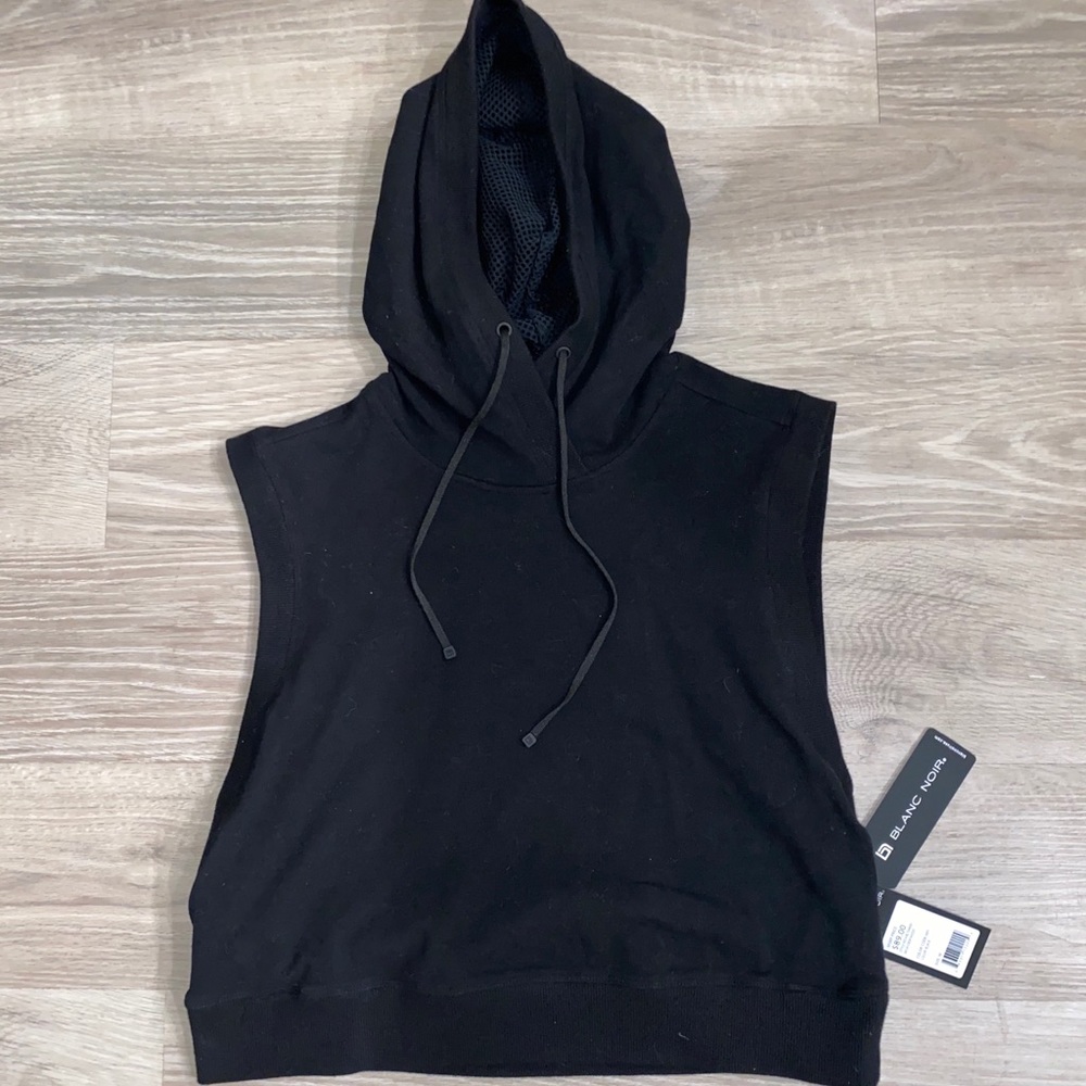 Cropped Sleeveless Hoodie